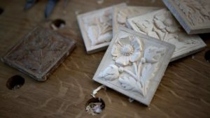 Woodcarving School with Classical Flair - Carving Flower Rosette- Corner Block - with Alexander Grabovetskiy - Woodcarver -@grabovetskiy #woodcavingschool