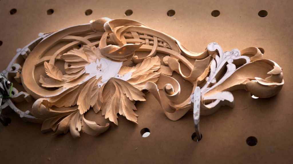 Woodcarving, Hashemi Flowers, Foliage carving, carving leaves in wood, wood carving leaf patterns, carving leaves in wood, flower carving, carving flowers, wood carving flower patterns, wooden carved flowers, hand carved flowers, floral carving designs, Floral carving, hand carved flowers, hand carved wooden flowers, learn to carve flowers, learn to carve flowers in wood, How to carve basic flower,