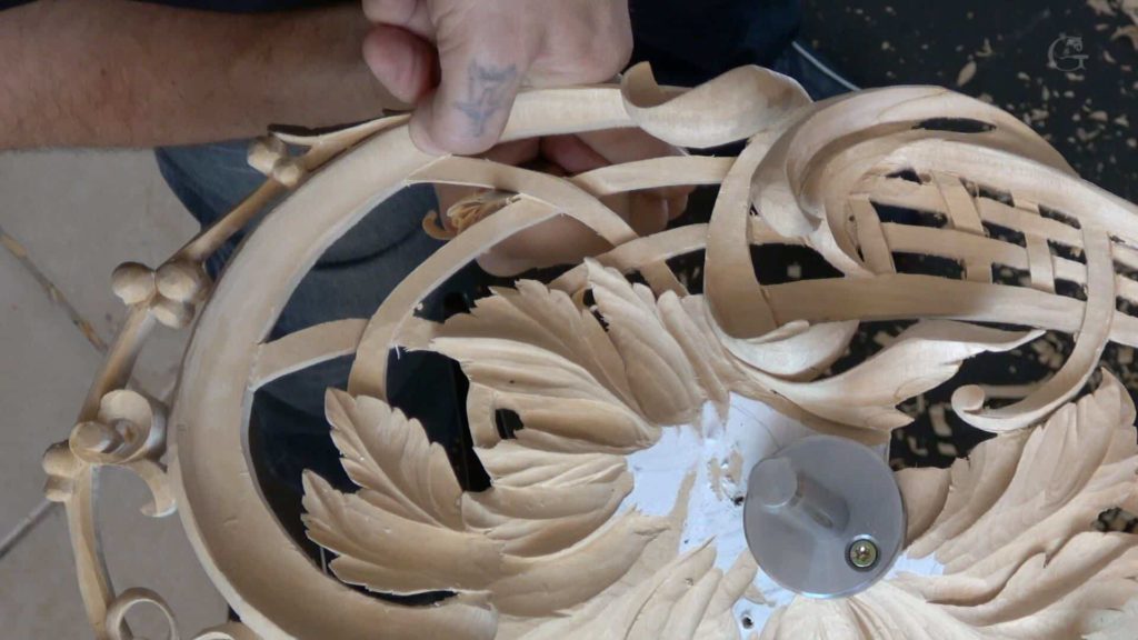 wood carving, Woodcarving, Hashemi Flowers, Foliage carving, carving leaves in wood, wood carving leaf patterns, carving leaves in wood, flower carving, carving flowers, wood carving flower patterns, wooden carved flowers, hand carved flowers, floral carving designs, Floral carving, hand carved flowers, hand carved wooden flowers, learn to carve flowers, learn to carve flowers in wood, How to carve basic flower,