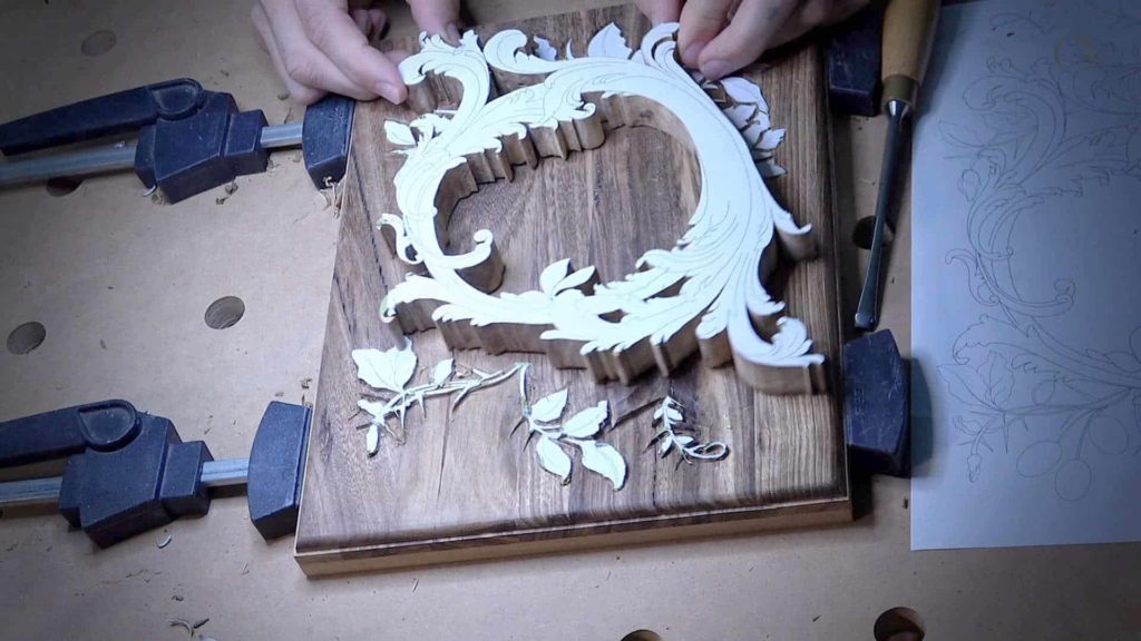 Real Gopher wood - Acacia- Olive Wood Woodcarving. How to Carve Box for a Bible with a Lily Flower