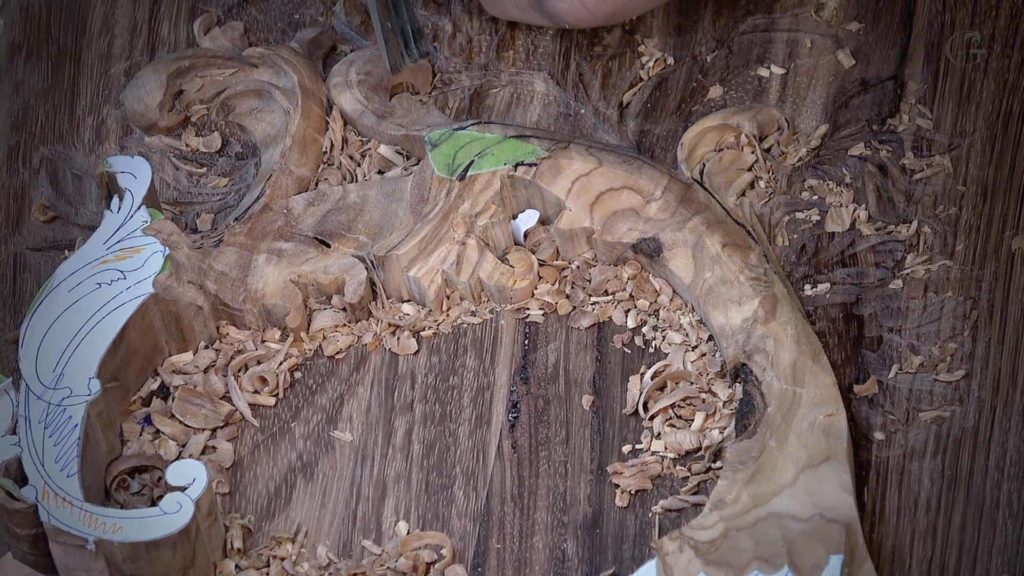Real Gopher wood - Acacia- Olive Wood Woodcarving. How to Carve Box for a Bible with a Lily Flower