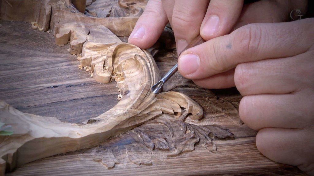 Real Gopher wood - Acacia- Olive Wood Woodcarving. How to Carve Box for a Bible with a Lily Flower