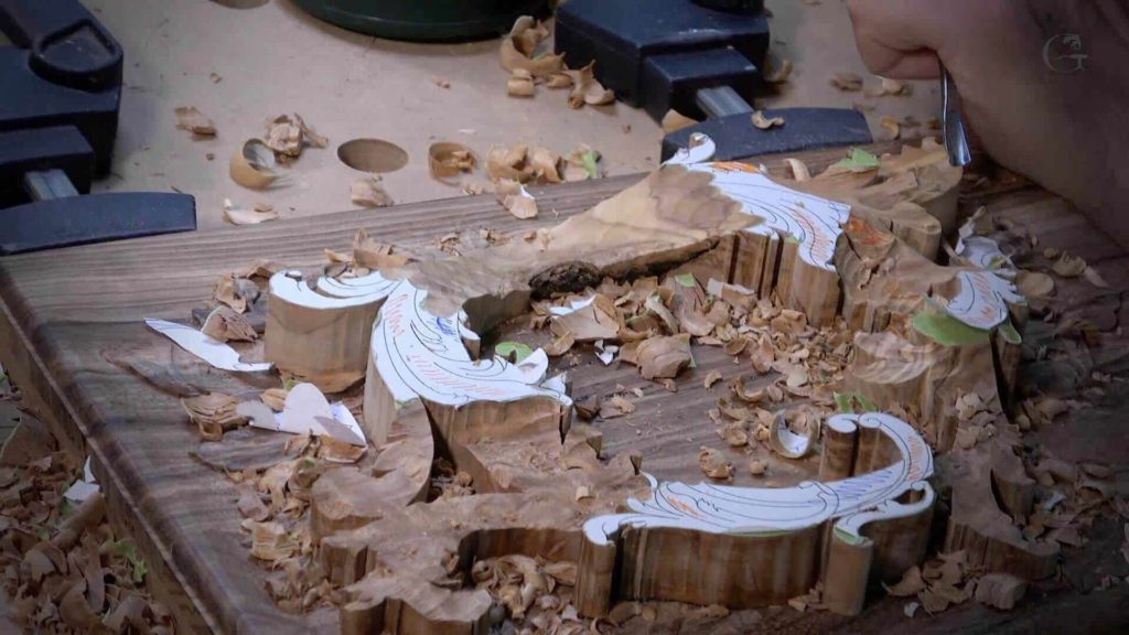 Real Gopher wood - Acacia- Olive Wood Woodcarving. How to Carve Box for a Bible with a Lily Flower