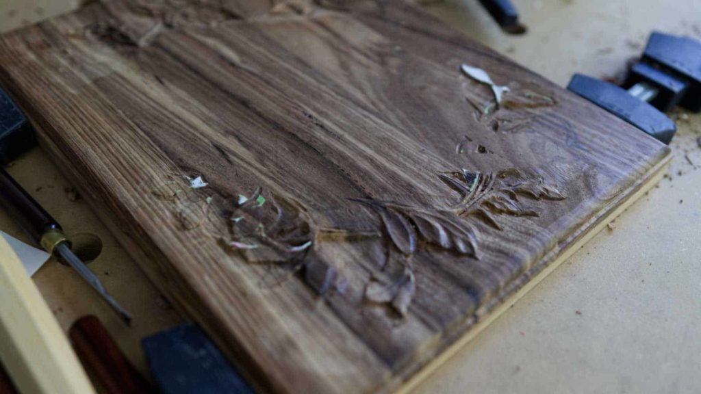Real Gopher wood - Acacia- Olive Wood Woodcarving. How to Carve Box for a Bible with a Lily Flower