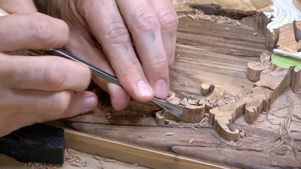 Real Gopher wood - Acacia- Olive Wood Woodcarving. How to Carve Box for a Bible with a Lily Flower