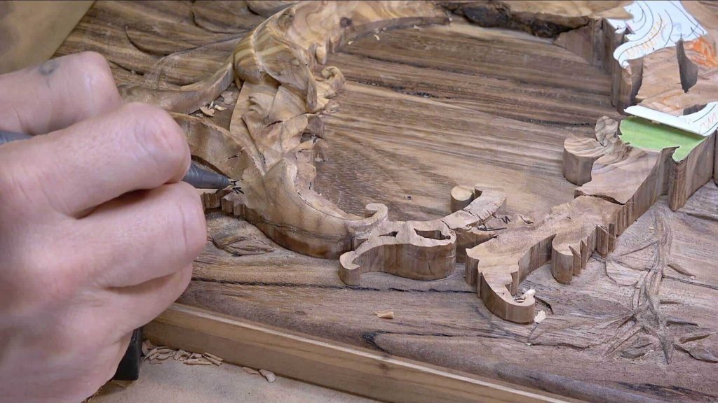 Real Gopher wood - Acacia- Olive Wood Woodcarving. How to Carve Box for a Bible with a Lily Flower