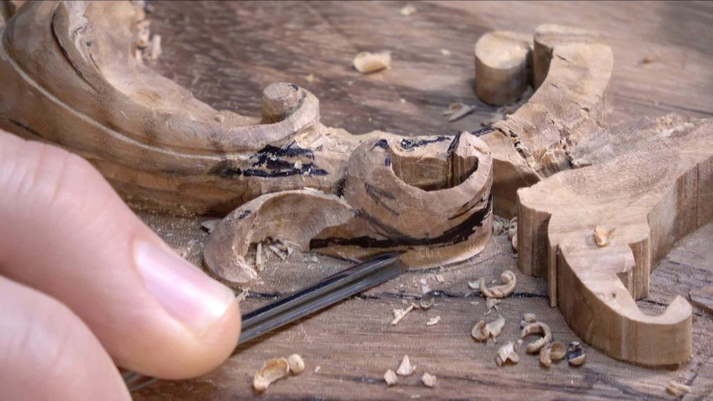 Real Gopher wood - Acacia- Olive Wood Woodcarving. How to Carve Box for a Bible with a Lily Flower