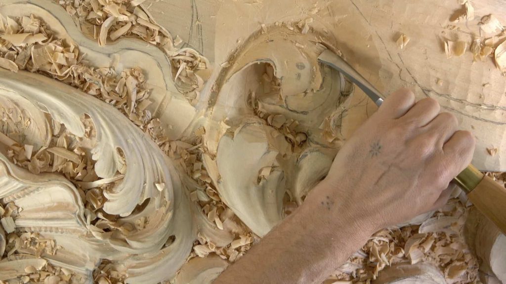 Wood Carving course Venetian inspired room